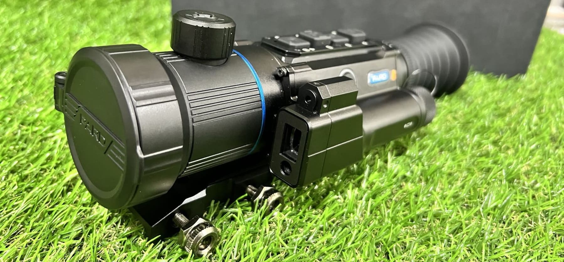 купити тепловізійні приціли PARD